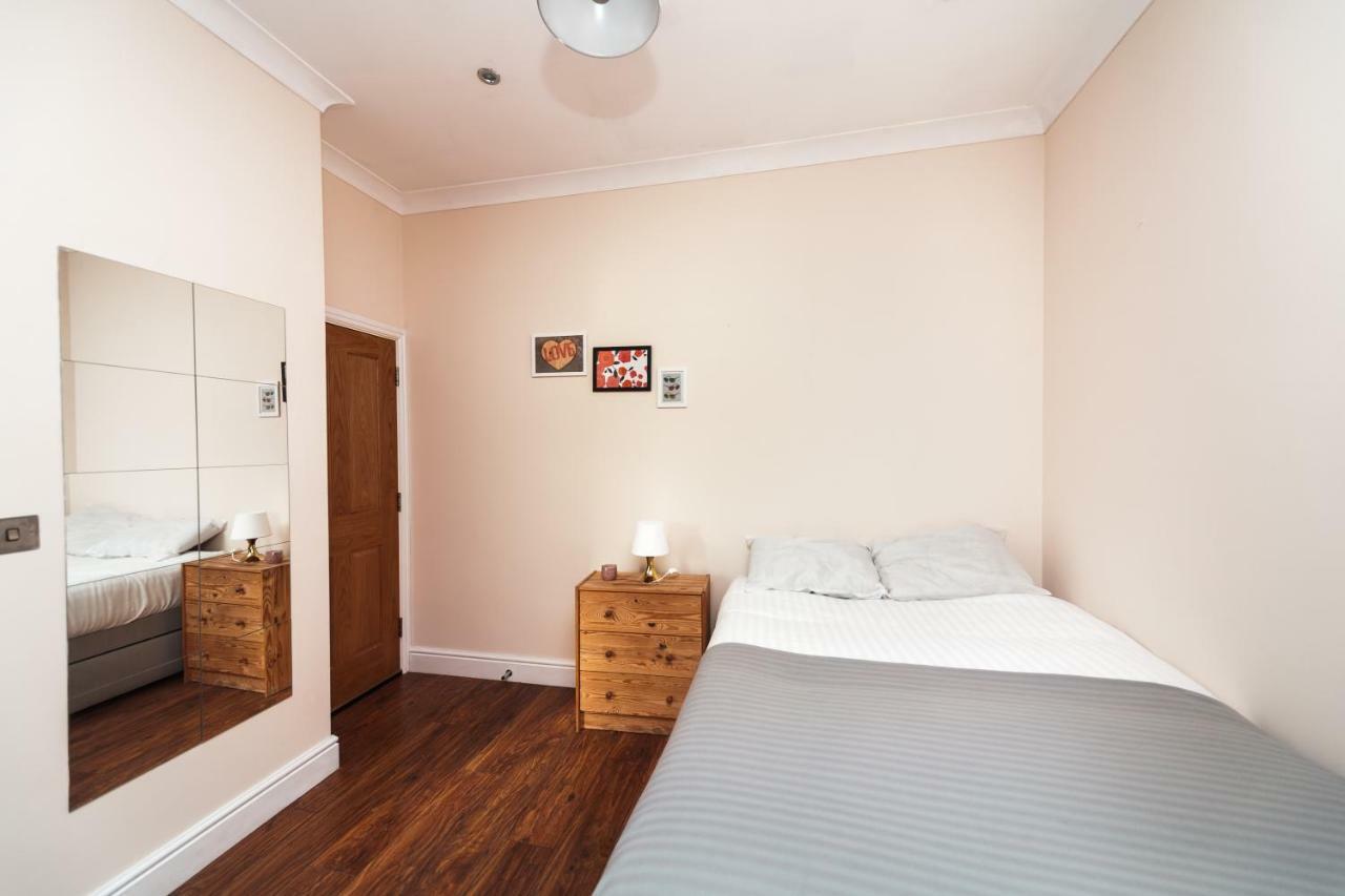 לונדון Private En-Suite Room @ Liverpool Street, Brick Ln מראה חיצוני תמונה